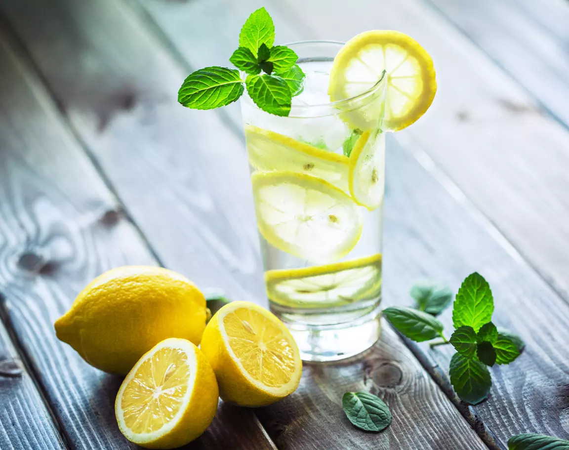 Uống nước chanh hàng ngày có tác dụng gì với làn da?- Ảnh 2. iStock-466723416