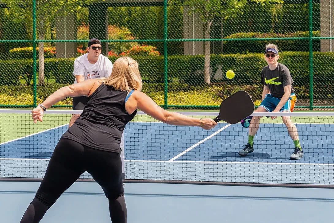 Trào lưu chơi pickleball, cần lưu ý gì để đảm bảo an toàn?- Ảnh 1.