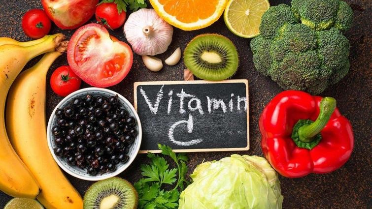 Vitamin C giúp mái tóc khỏe đẹp bằng cách nào?- Ảnh 1.