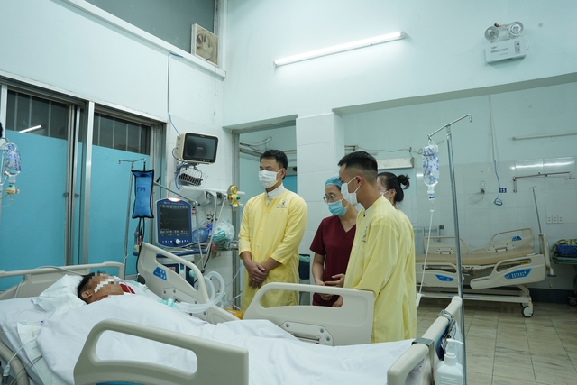 Người đàn ông 39 tuổi chết não hiến tạng cứu sống 7 người- Ảnh 1. Người đàn ông 39 tuổi chết não hiến tạng cứu sống 7 người- Ảnh 1.