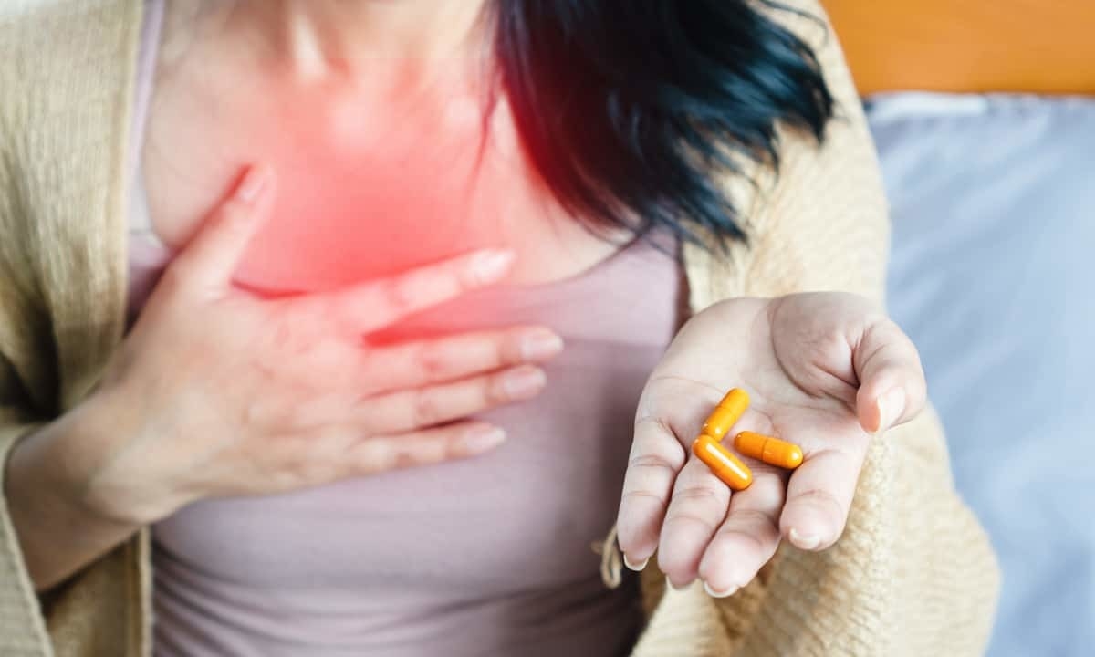 Nguyên nhân gây ợ nóng và cách khắc phục- Ảnh 2. Nguyên nhân gây ợ nóng và cách khắc phục- Ảnh 2.