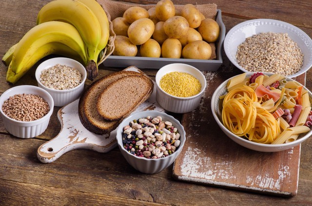 Carbohydrate 'tốt' và 'xấu': Phân biệt đúng để kiểm soát đường huyết và bảo vệ sức khỏe- Ảnh 1. Carbohydrate 'tốt' và 'xấu': Phân biệt đúng để kiểm soát đường huyết và bảo vệ sức khỏe- Ảnh 1.