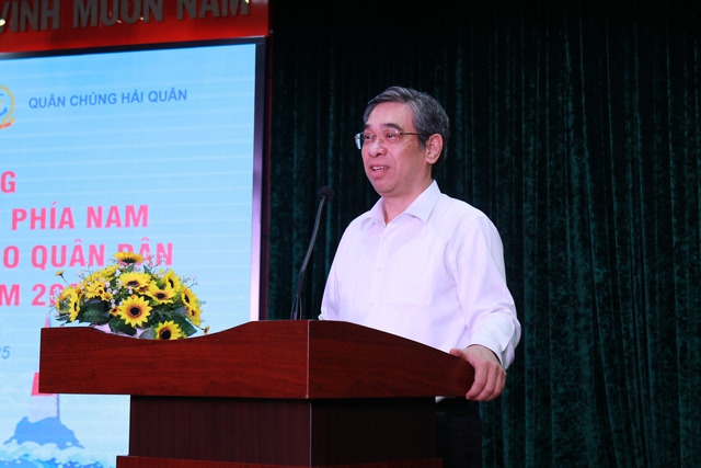 TPHCM vinh danh y bác sĩ tham gia chăm sóc sức khỏe quân dân Trường Sa- Ảnh 1. TPHCM vinh danh y bác sĩ tham gia chăm sóc sức khỏe quân dân Trường Sa- Ảnh 1.