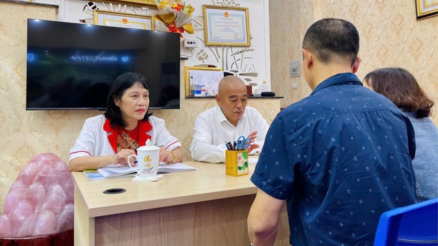 Phòng khám Lão Nhà Quê – Vi Diệu Nam Dược: Đưa YHCT đến gần hơn với cộng đồng- Ảnh 1. Phòng khám Lão Nhà Quê – Vi Diệu Nam Dược: Đưa YHCT đến gần hơn với cộng đồng- Ảnh 1.