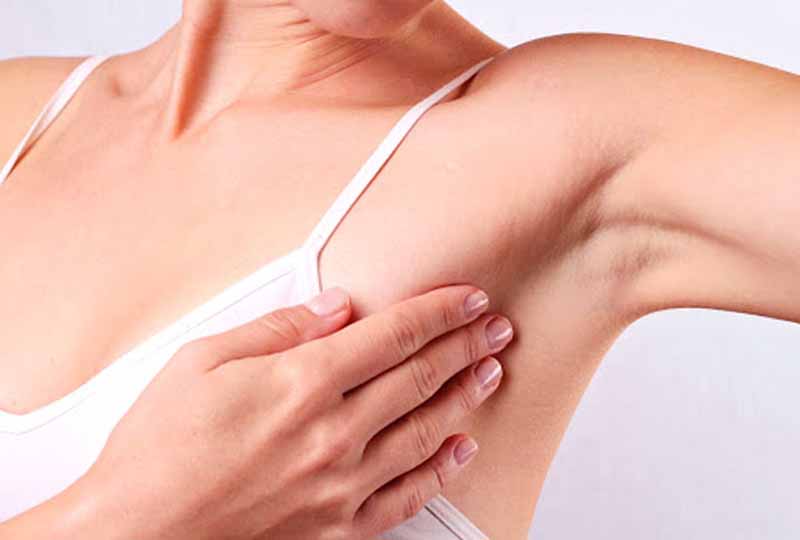 5 cách ngăn ngừa kích ứng da khi đi bộ, chạy bộ hoặc đạp xe- Ảnh 1. vệ sinh da