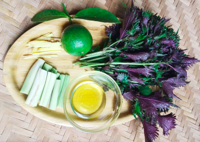 Uống nước lá tía tô với chanh, sả, gừng có tác dụng gì?- Ảnh 1. Uống nước lá tía tô với chanh, sả, gừng có tác dụng gì?- Ảnh 1.