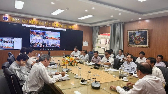 TPHCM triển khai nền tảng số giám sát ca bệnh, chủ động ứng phó sốt xuất huyết- Ảnh 1. TPHCM triển khai nền tảng số giám sát ca bệnh, chủ động ứng phó sốt xuất huyết- Ảnh 1.