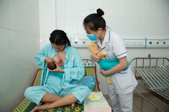 Cơ chế tiết sữa: Hiểu để nuôi con bằng sữa mẹ hiệu quả- Ảnh 2. Cơ chế tiết sữa: Hiểu để nuôi con bằng sữa mẹ hiệu quả- Ảnh 2.