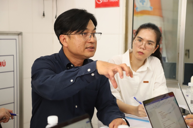 TPHCM: Chủ động diệt lăng quăng phòng sốt xuất huyết và Chikungunya từ gốc- Ảnh 1. TPHCM: Chủ động diệt lăng quăng phòng sốt xuất huyết và Chikungunya từ gốc- Ảnh 1.