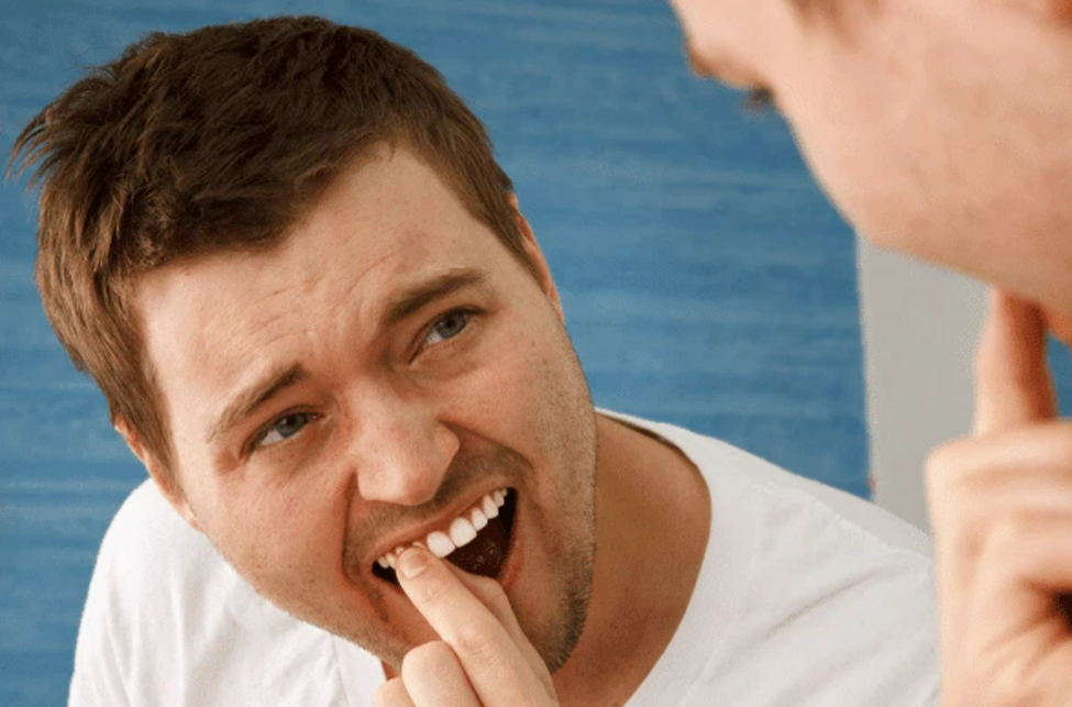 Răng lung lay - Làm sao để chắc lại?- Ảnh 1. Răng lung lay - Làm sao để chắc lại?- Ảnh 1.